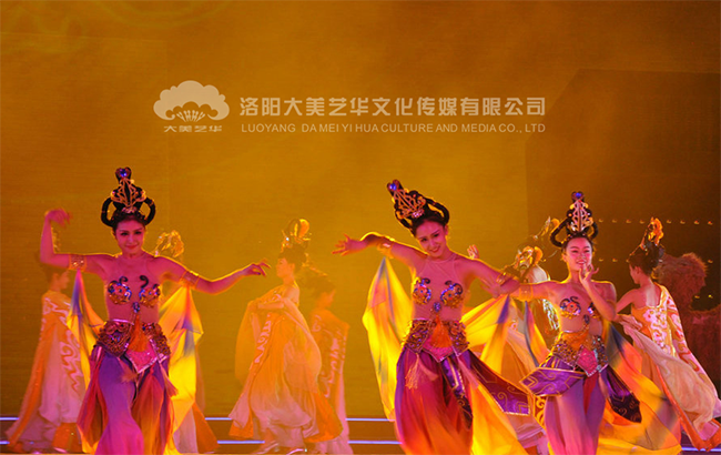 第36屆中國洛陽牡丹文化節開幕式現場,《隋唐洛陽城》篇章歌舞演出 第36屆中國洛陽牡丹文化節開幕式現場,《隋唐洛陽城》篇章歌舞演出